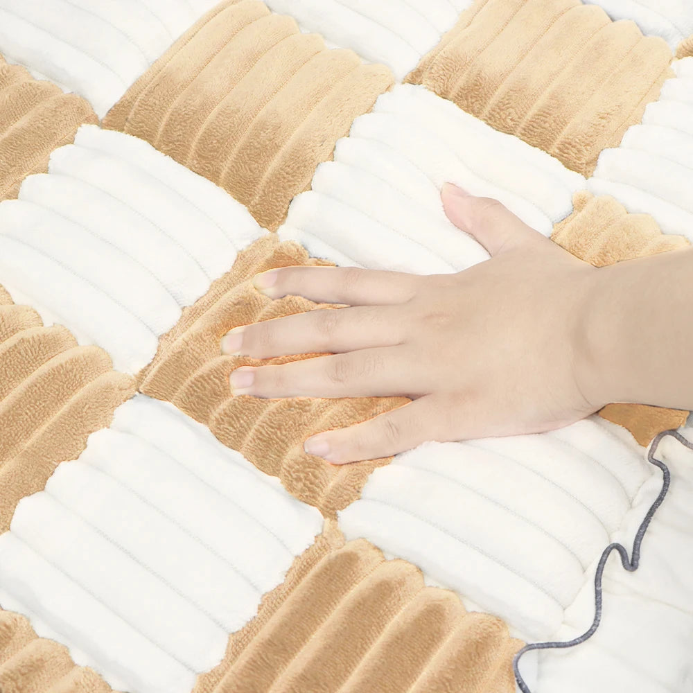 Dog and Cat Warm Bed Mat