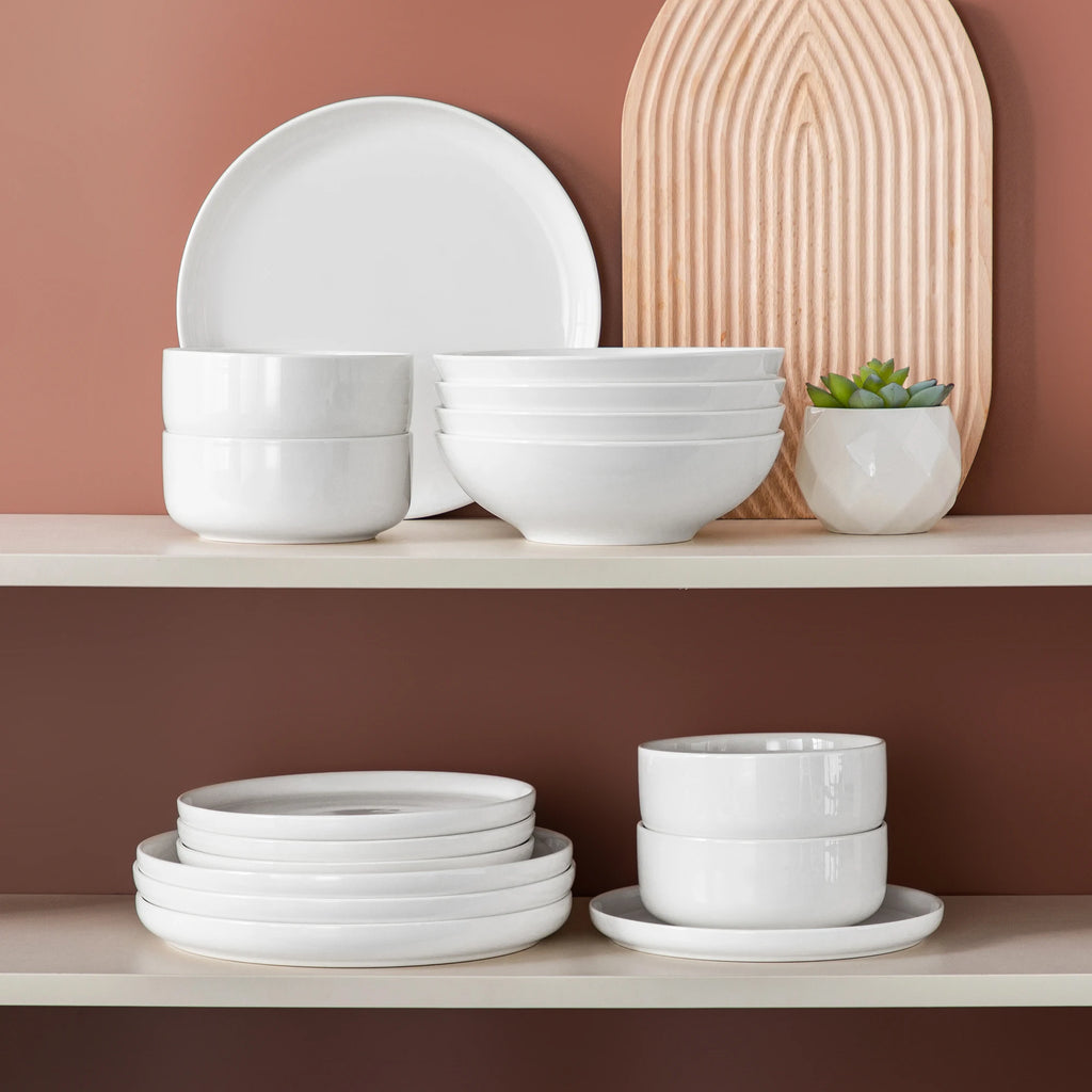 MALACASA 16/32 Piece White and black Rim Porcelain Dinnerware Set Curved Edge with 4 pcs dinner plate/Dessert Plate/Soup/Bowl