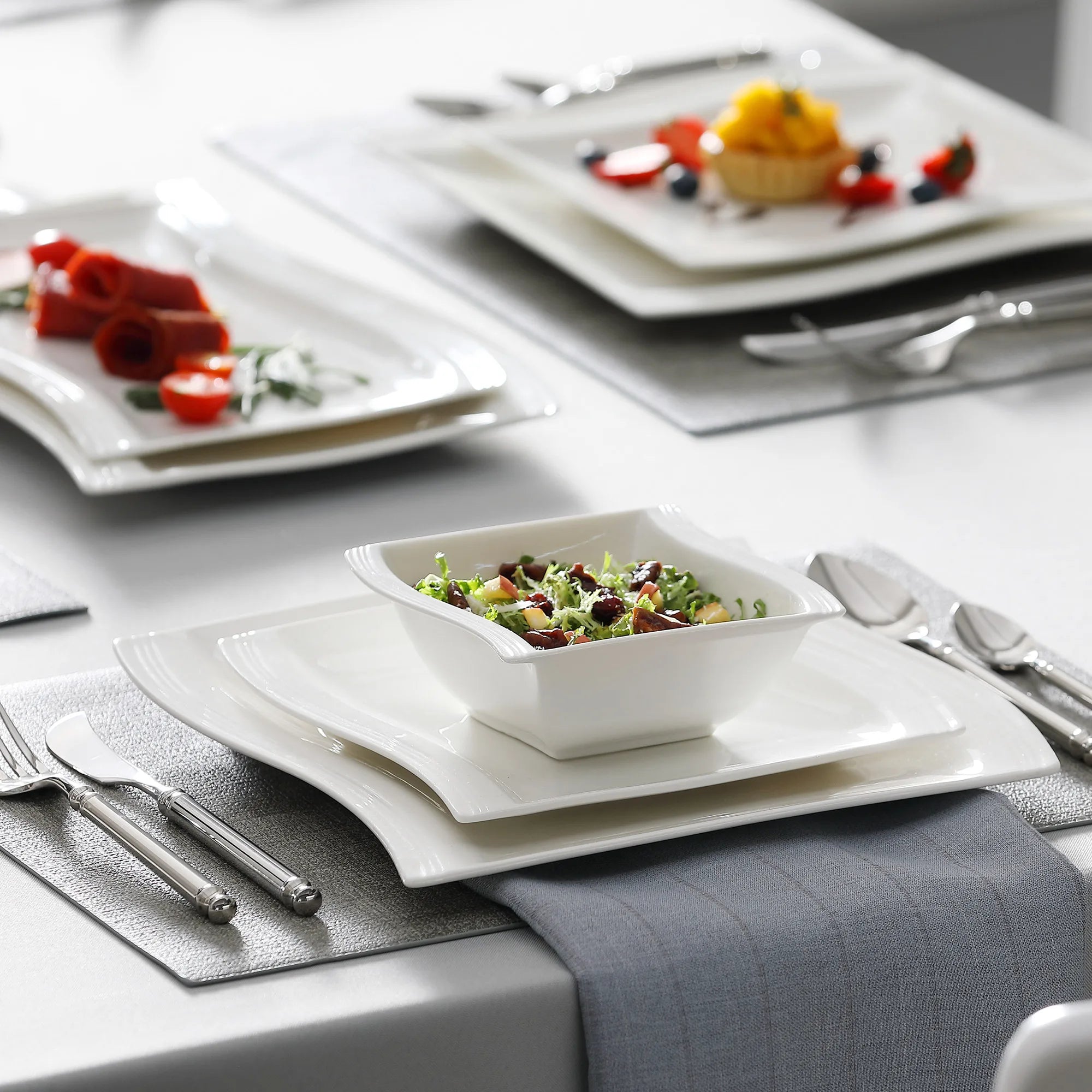 MALACASA Flora 26-Piece Porcelain Dinner Set with Bowls Dessert Soup Dinner Plates Rectangular Plates Set Service for 6 Person