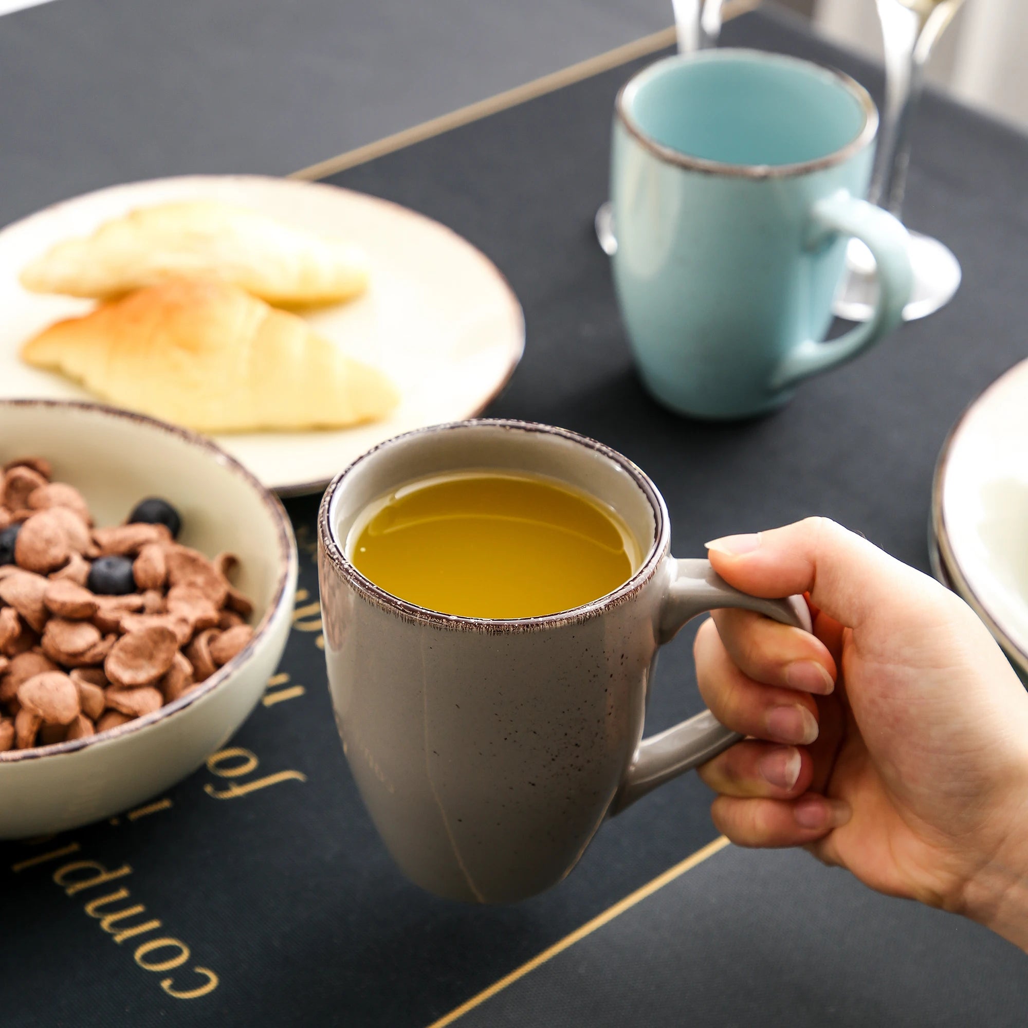 Vancasso Navia-LH 16/32/48-Piece Stoneware Ceramic Dinnerware Set with Dinner Plate,Dessert Plate,800ml Bowl, Mug Tableware Set